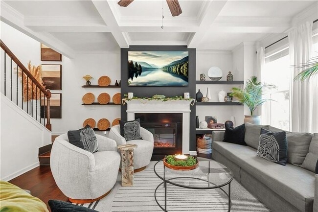 Building Photo - 580 Morrow Ln