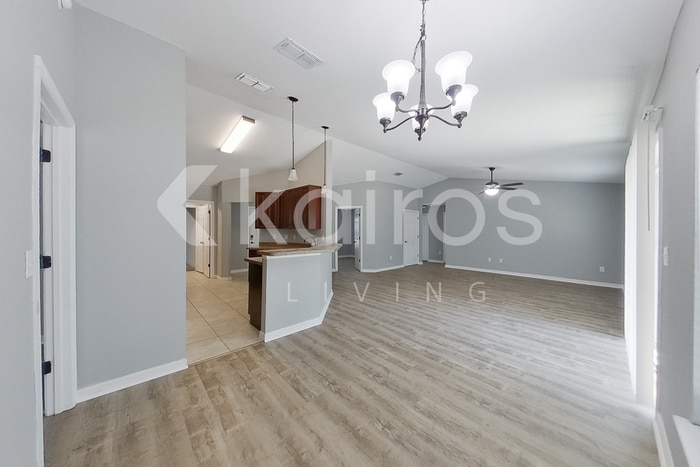 Building Photo - 1 Malauka Radial Cir