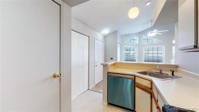 Building Photo - 4760 S Wadsworth Blvd