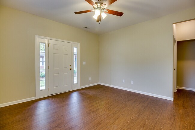 Building Photo - 7146 Somerset Springs Dr