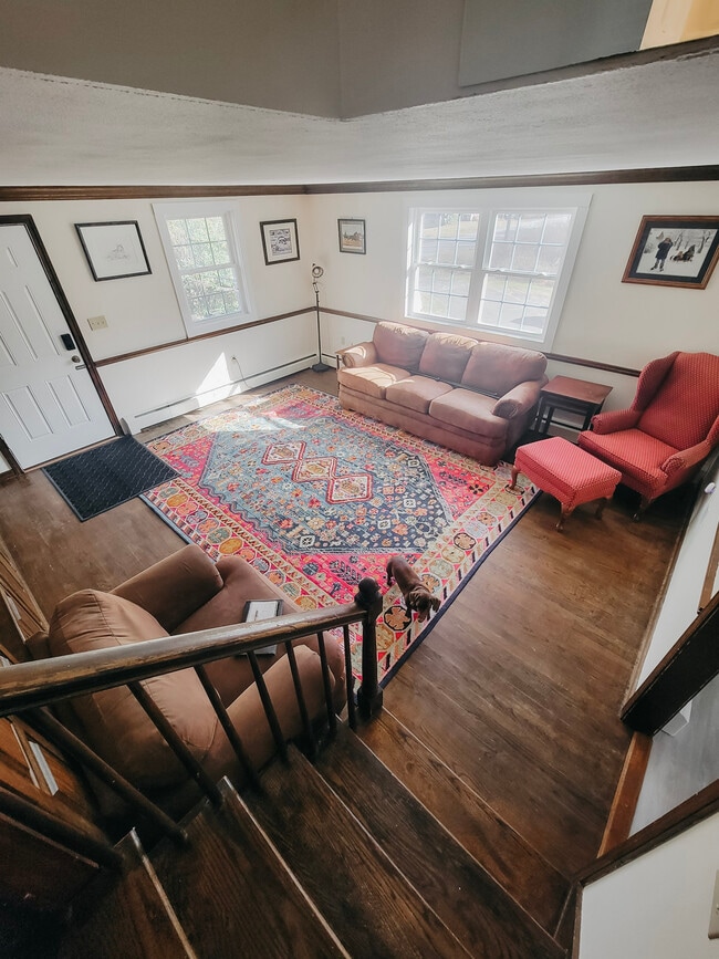 Building Photo - 51 Woods Rd