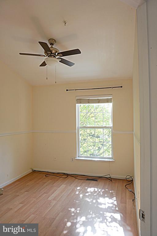Building Photo - 20601 Duck Pond Pl