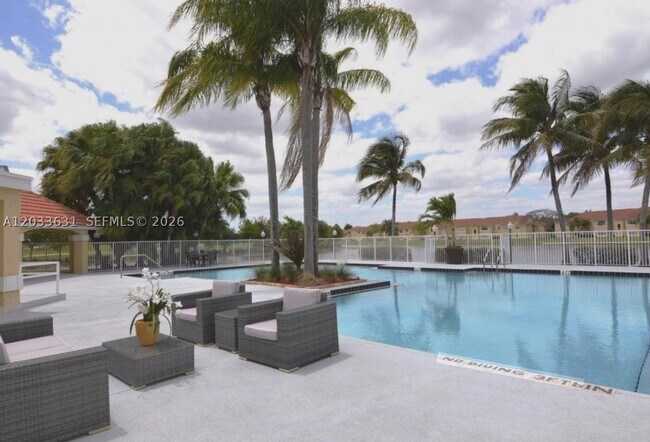 Building Photo - 13060 Vista Isles Dr