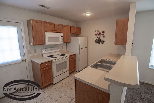 Building Photo - 1413-1415 Frideriki