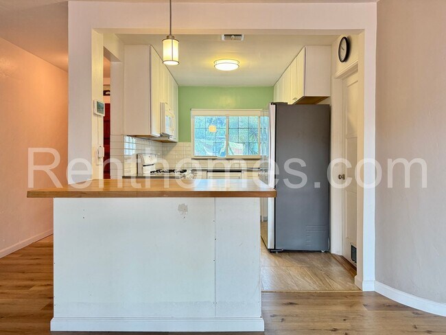 Building Photo - 3382 52nd St