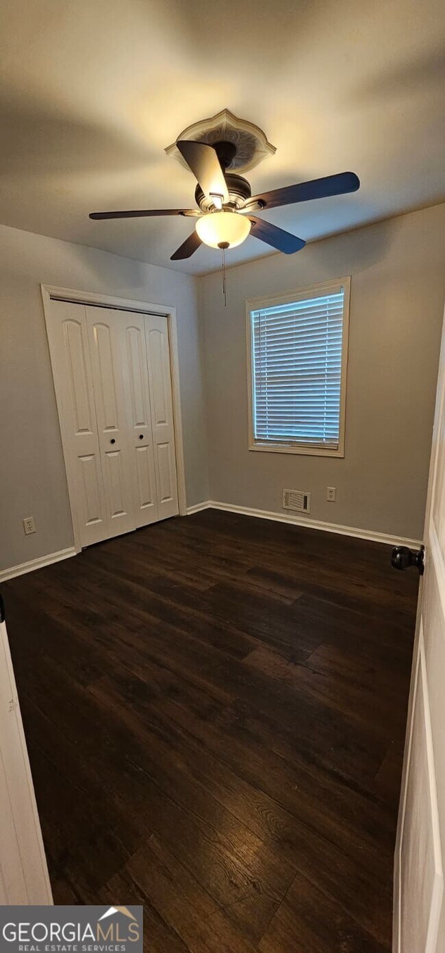 Building Photo - 2292 Chestnut Hill Cir