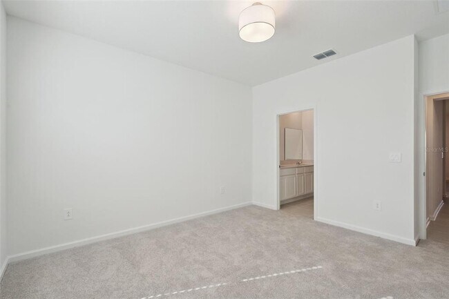 Building Photo - 2888 Haze Rd