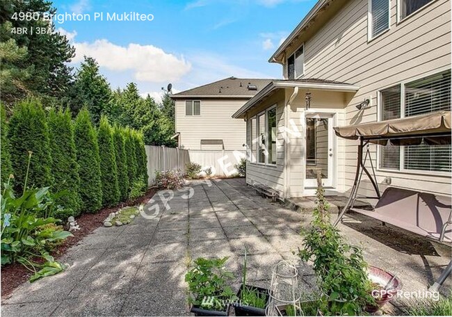 Building Photo - 4980 Brighton Pl