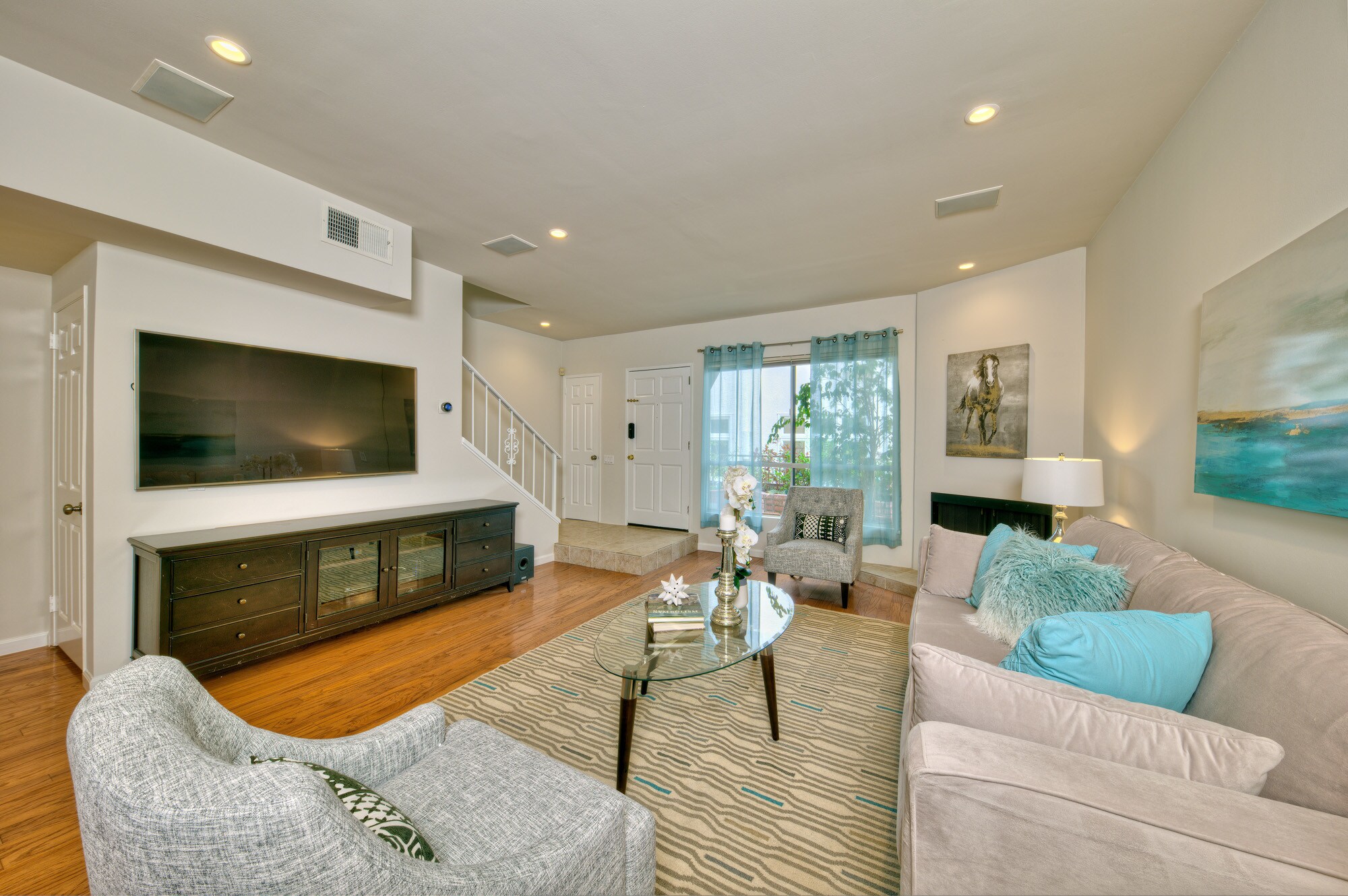 Living Room - 938 18th St