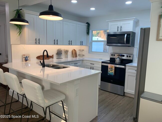 Building Photo - 710 Orange Blossom Dr
