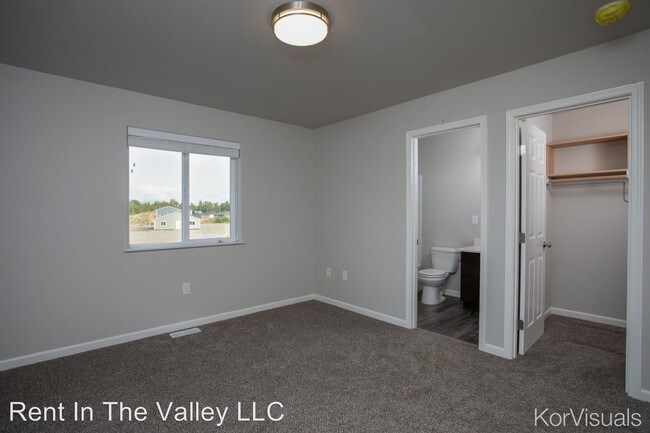 Building Photo - 3161 E Palmer-Wasilla Hwy