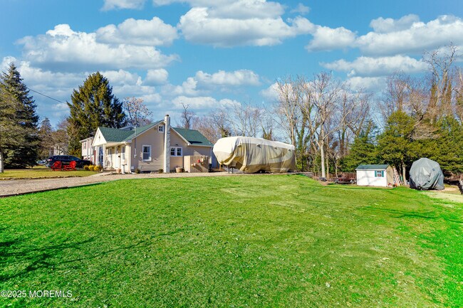 Building Photo - 1114 Wildwood Ave