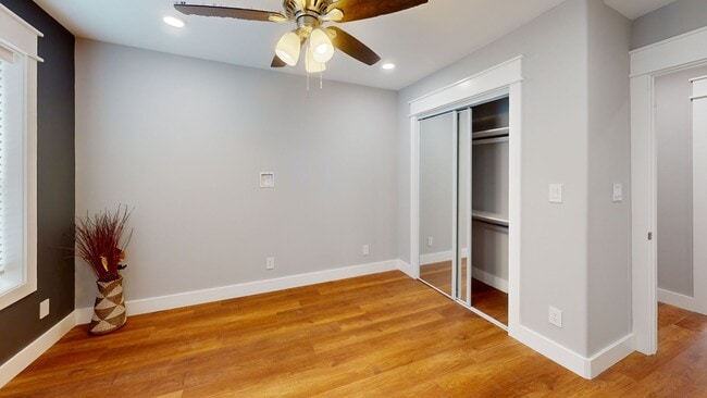 Building Photo - 6BR/6BA Unit with Private Bathrooms | Part...