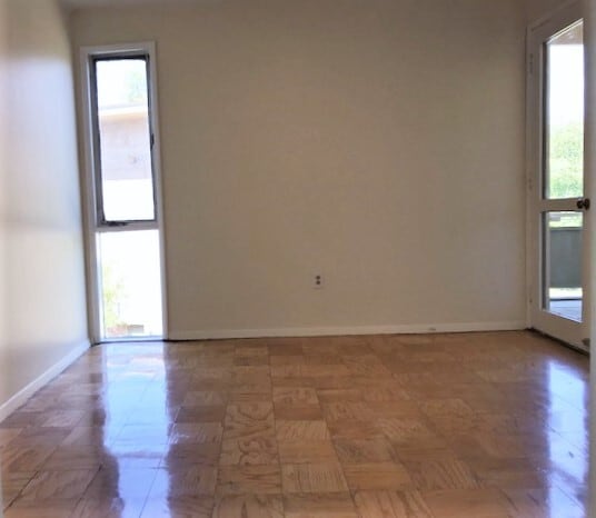 Building Photo - 7208-72C2 Donnell Pl