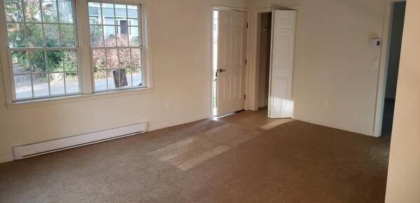 Entry - 12 Robinson Ave