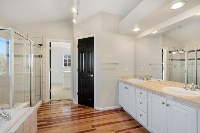 Building Photo - 2614 Canby Way