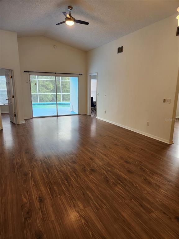 Building Photo - 1129 Winding Water Way