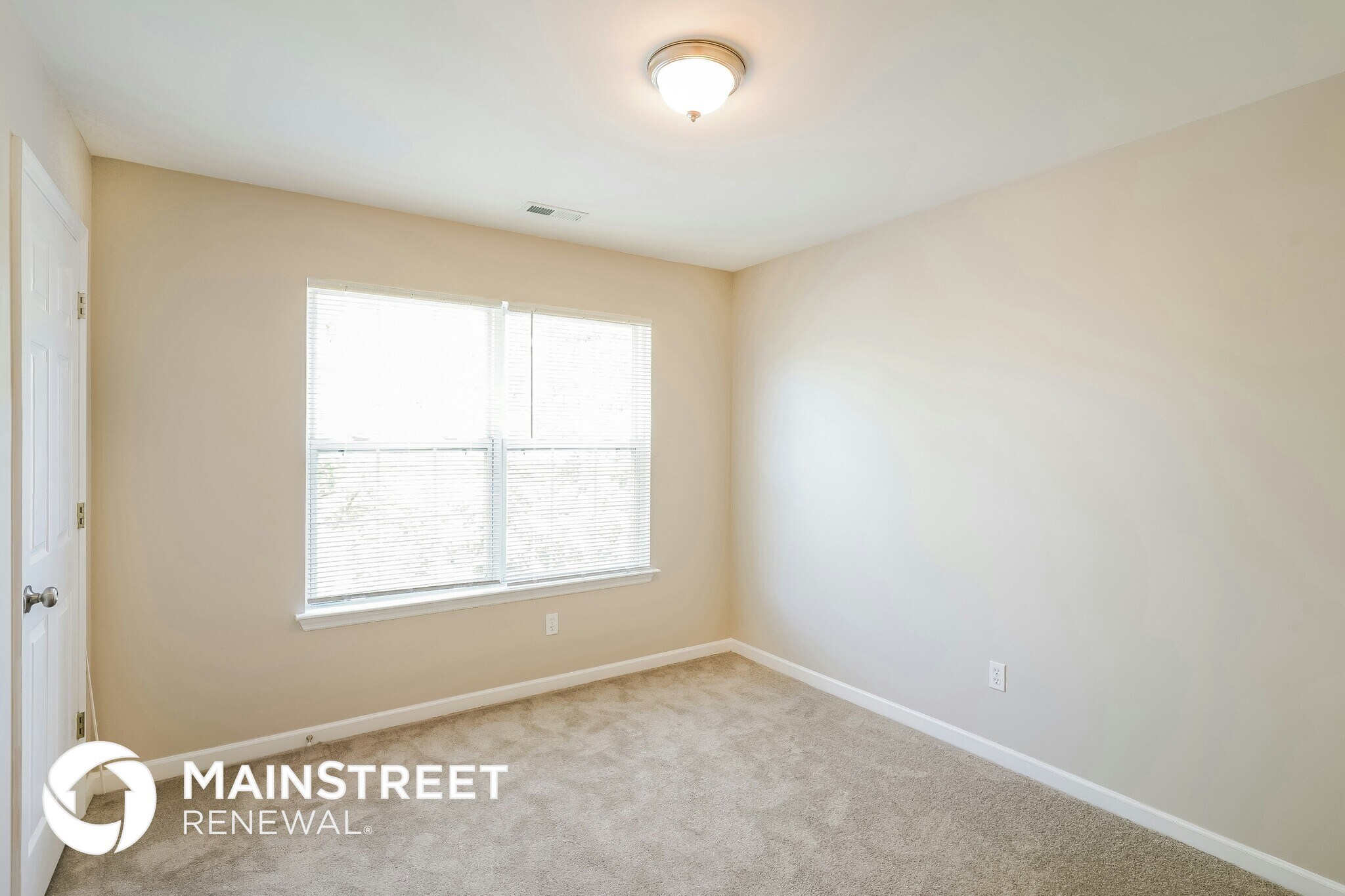Building Photo - 6104 Bentwood Dr
