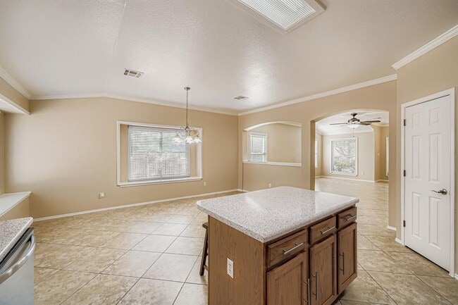 Building Photo - 1301 Coral Cay Ln