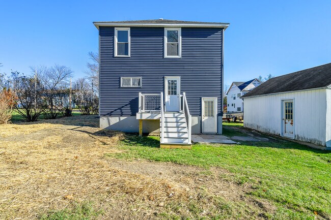 Building Photo - 3 Platt St