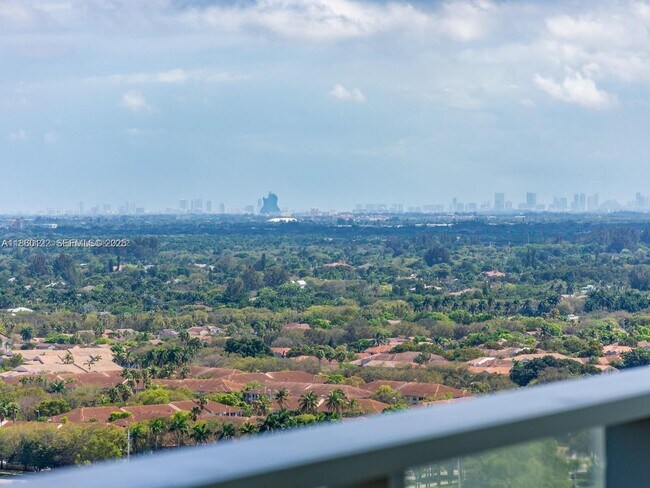 Building Photo - 2000 Metropica Wy