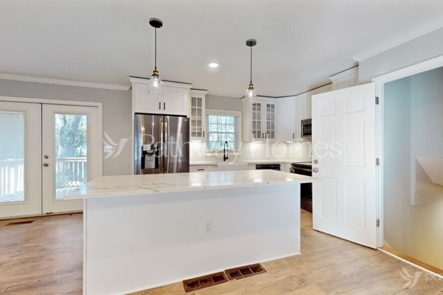 Building Photo - 3312 Ben Hill St SW