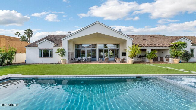 Building Photo - 5119 N 41st St