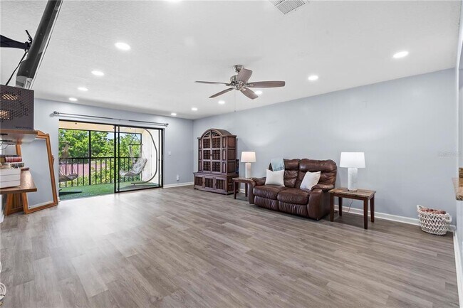 Building Photo - 3600 Magnolia Ridge Cir