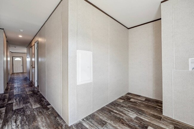Building Photo - 603 63rd Ave W