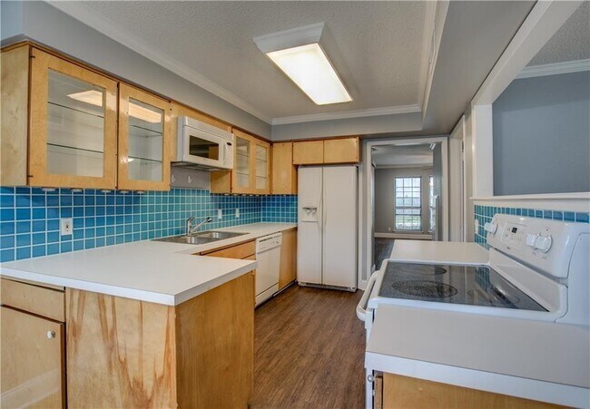 Building Photo - 1839 Coronado Hills Dr