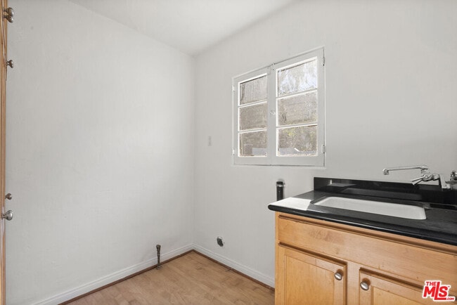 Building Photo - 2901 Angus St