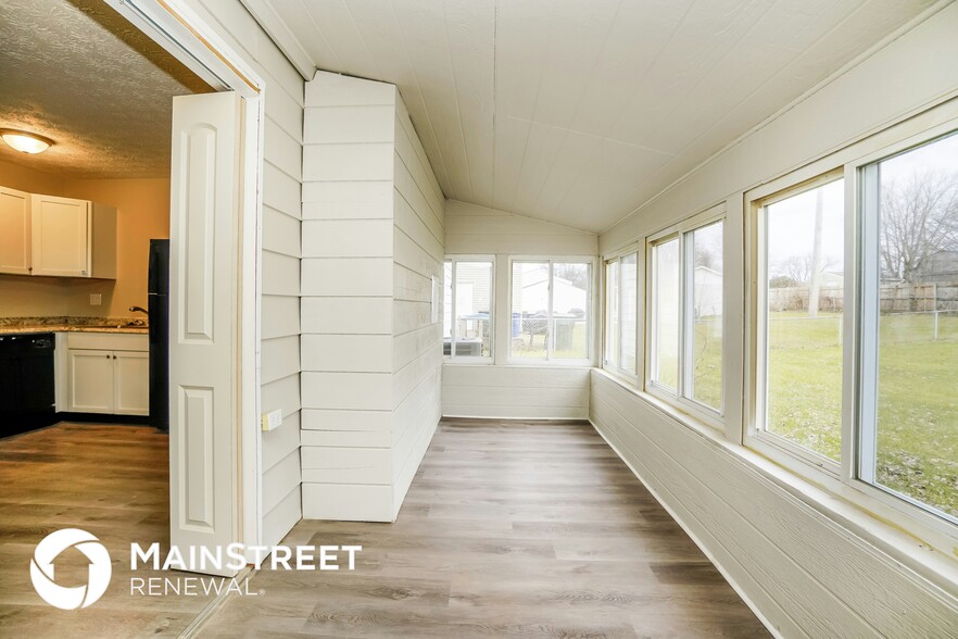 Building Photo - 2920 Gentry Ln