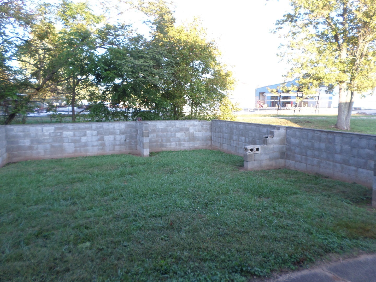 Building Photo - 114 Wildwood Dr