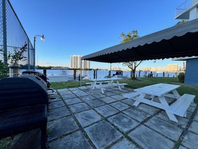 Building Photo - 16570 NE 26th Ave