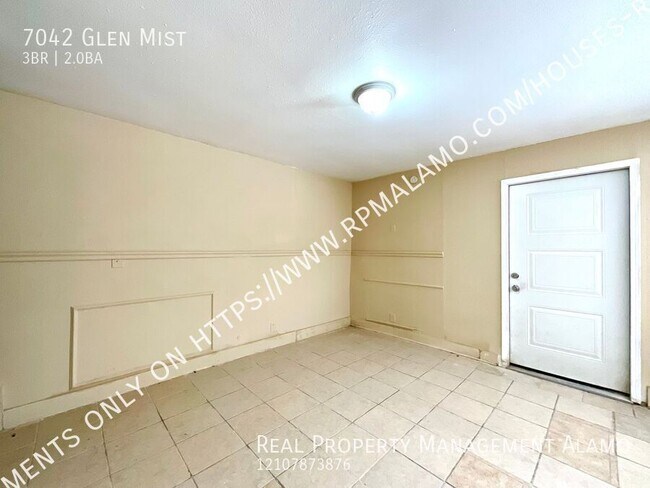 Building Photo - 7042 Glen Mist