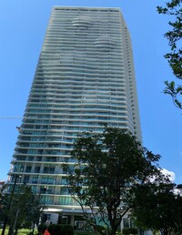 Building Photo - 501 NE 31st St
