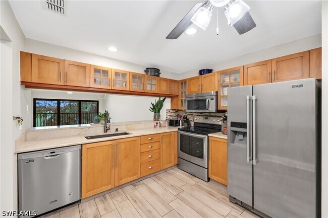 Building Photo - 5767 Deauville Cir