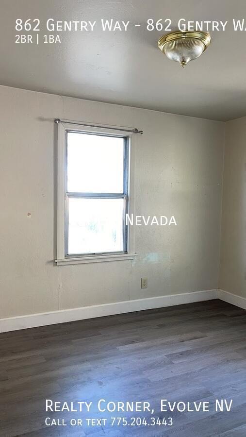 Building Photo - 862 Gentry Wy