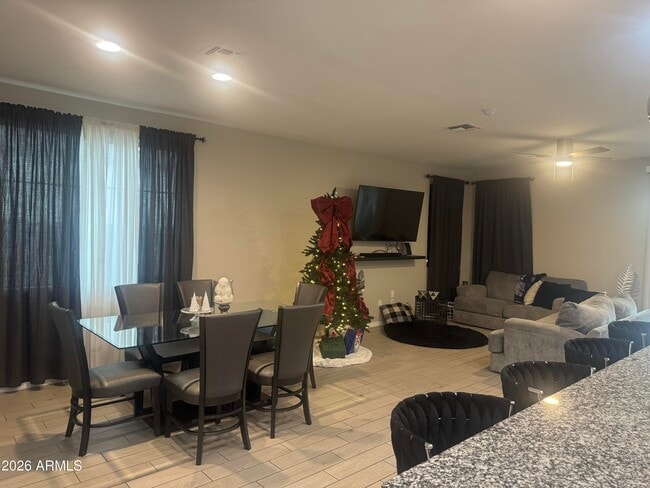 Building Photo - 12355 W Whyman Ave