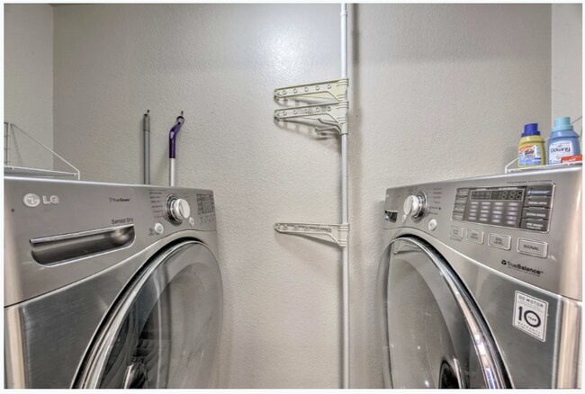 Building Photo - 607 Wingfield St