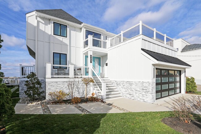 Building Photo - 8407 Wellington Ave
