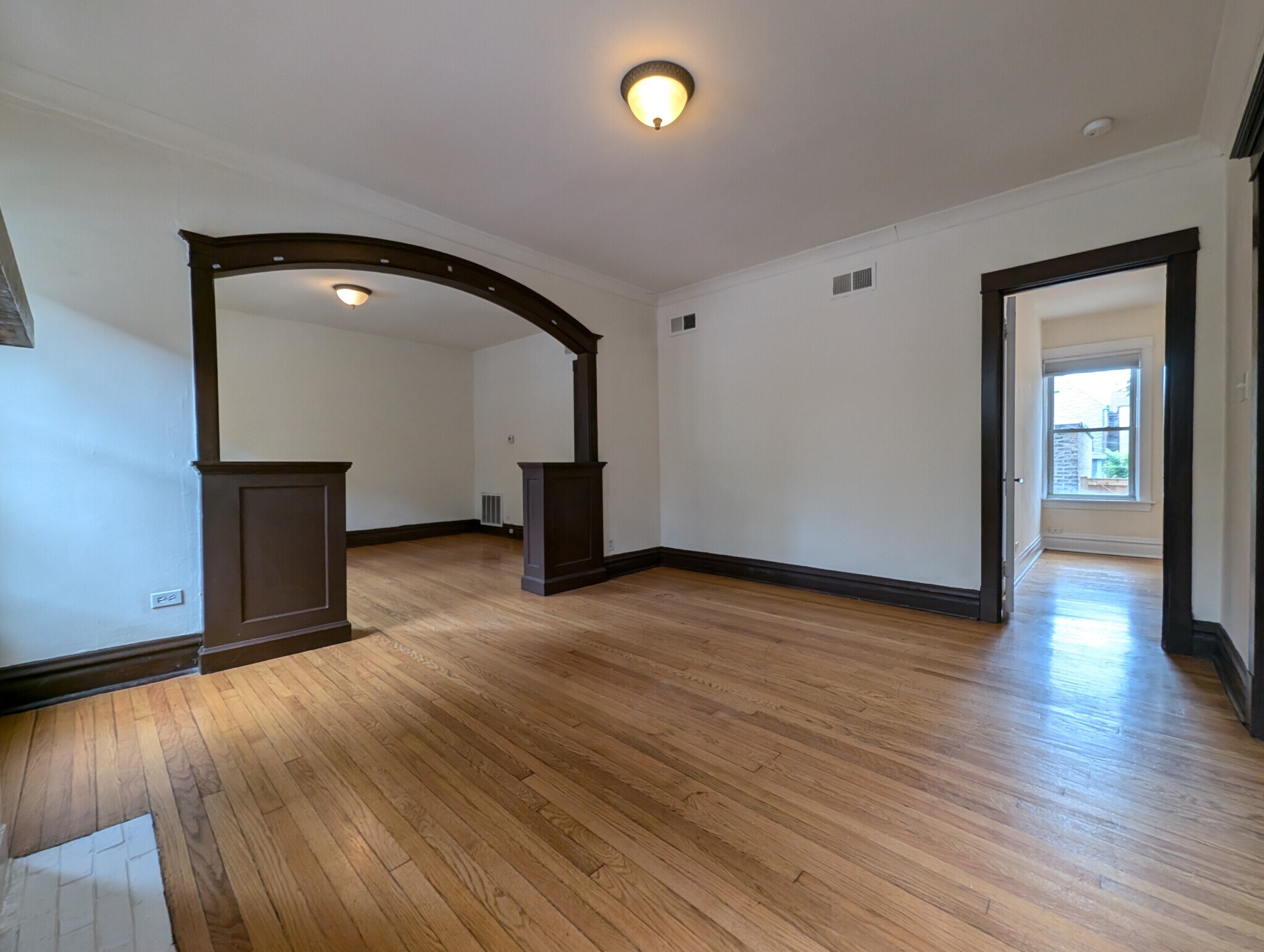 Building Photo - 2659 N Saint Louis Ave