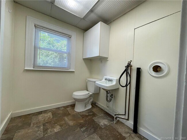 Building Photo - 11 West St