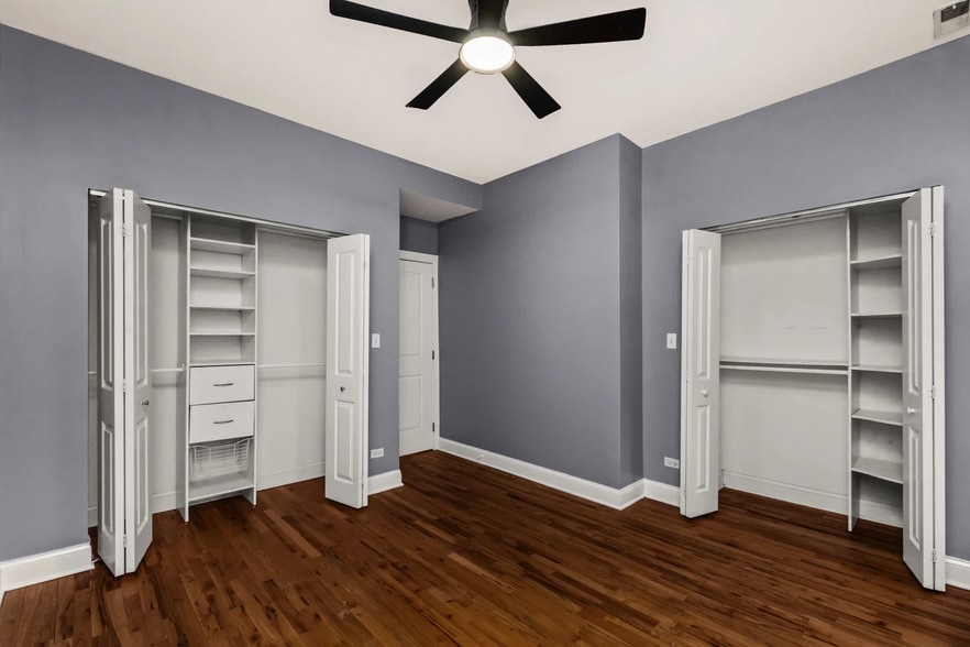 Building Photo - 1323 W Lawrence Ave