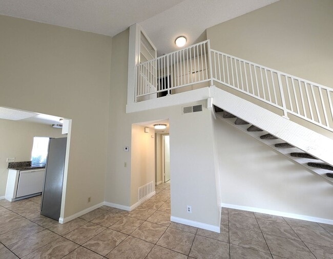 Building Photo - 2 Stories SFR - 4 Bedrooms + 2 Baths.  AVAILABLE NOW!