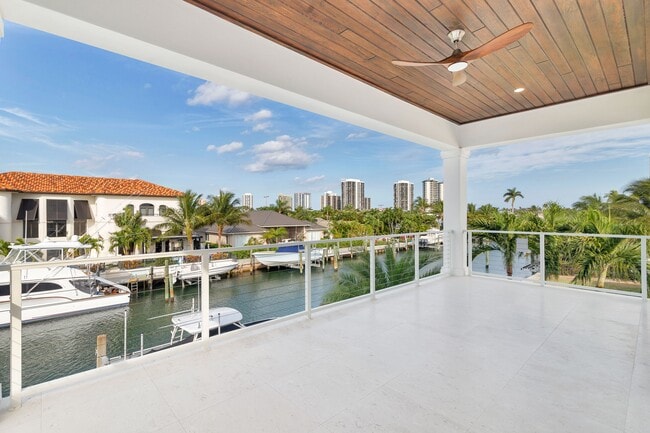 Building Photo - 1180 Bimini Ln