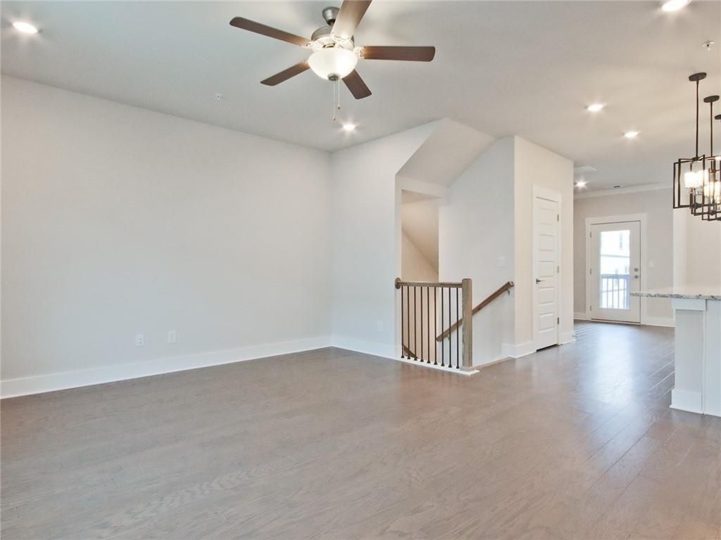 Building Photo - 1012 Knoxboro Ln