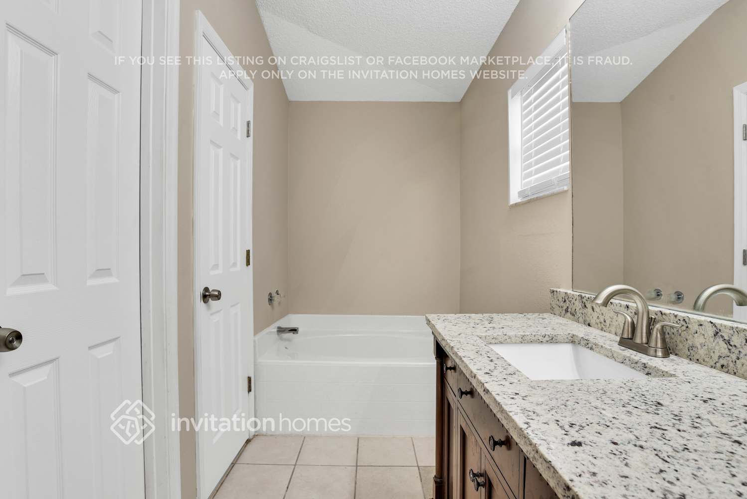 Building Photo - 6721 Westlake Blvd