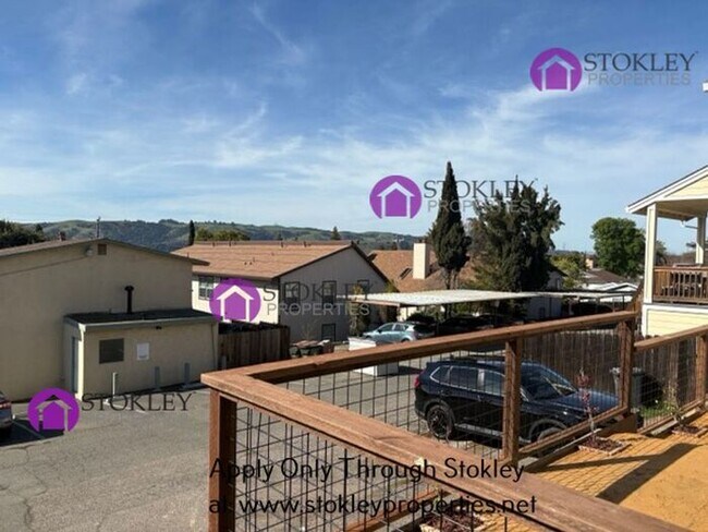 Building Photo - Stokley Properties Presents 652 East N. Street in Benicia Ca