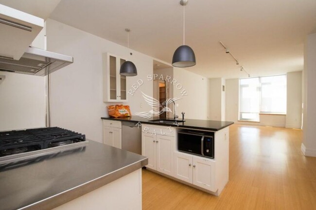 Building Photo - 1 bedroom in BROOKLYN NY 11201